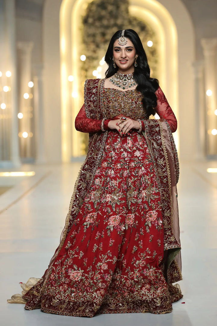 SARAH KHAN | Royal Goddess